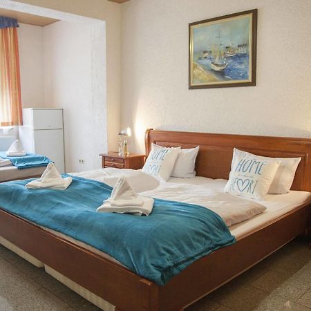 Hotel Atlantis ラムシュタイン・ミーゼンバッハ エクステリア 写真